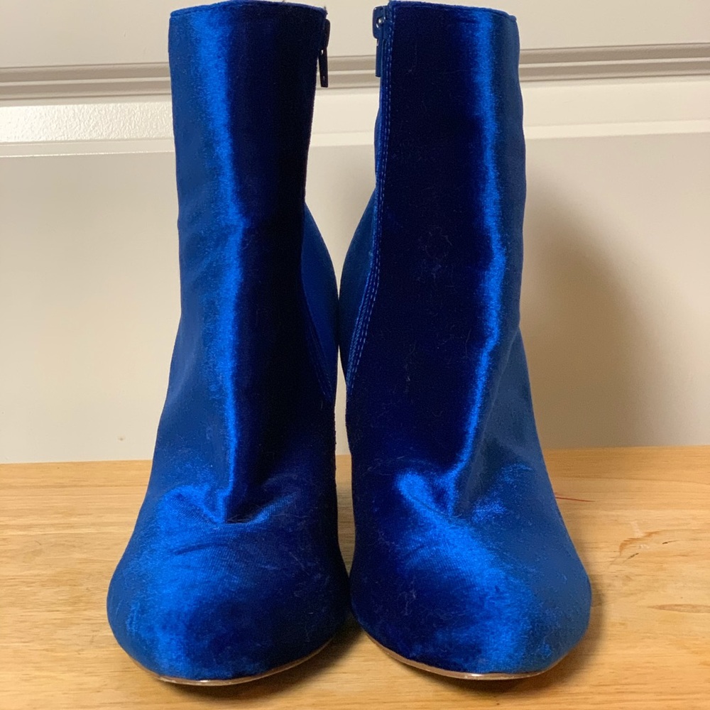 Shoe republic Blue velvet booties